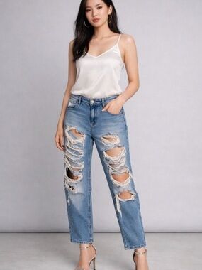 AO LA Alice + Olivia Light Sun Bleached Blue Distressed Boyfriend Jeans SZ 29